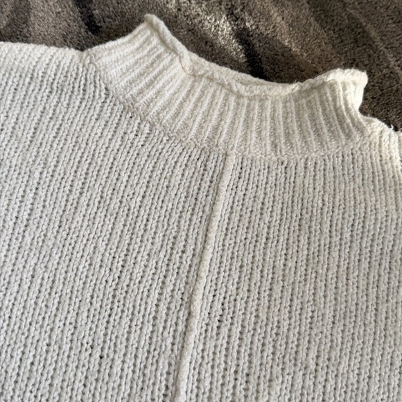 Nordstrom Women's White Crew Neck Sweater - Picture 3 of 13